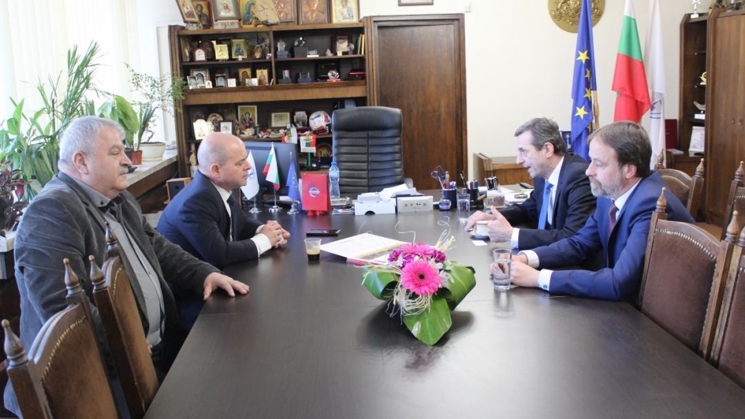 Кметът Пламен Стоилов се срещна с президента на КТ „Подкрепа“ Димитър Манолов