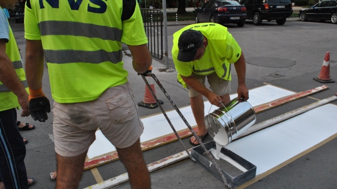 По-устойчива боя полагат на пешеходните пътеки в Русе