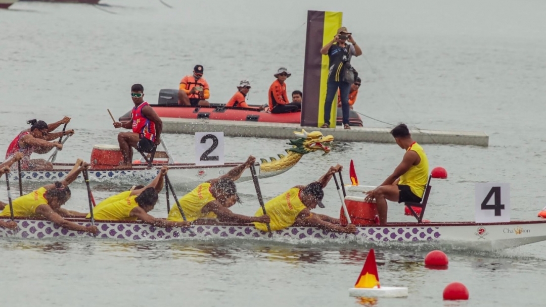 The Municipality of Ruse received the flag for the host city of the World Dragon Boat Championship in 2025