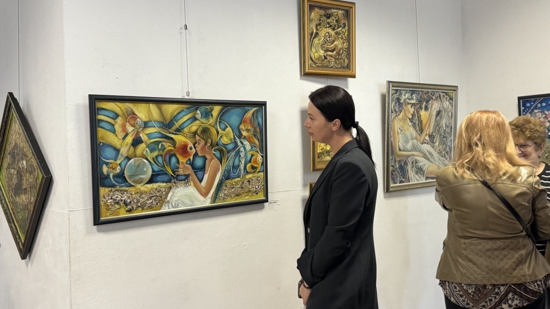 Хрисанд Хрисандов отбеляза 75-ата си годишнина с ретроспективна изложба