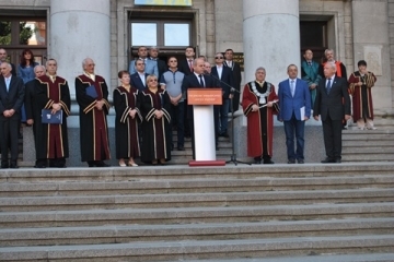 Кметът на Община Русе поздрави студентите от Русенския университет с новата учебна година