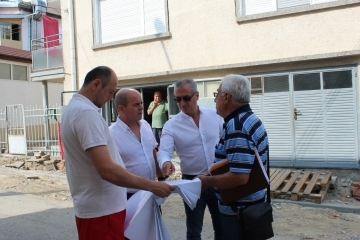 Кметът Пламен Стоилов инспектира строителни обекти във връзка с изпълнението на мащабните инфраструктурни проекти