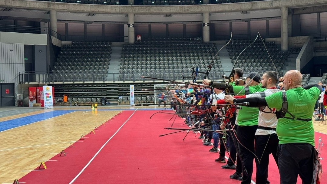 Над 100 представители от 12 клуба взеха участие в двудневния държавен турнир по стрелба с лък „Дунавски стрели“