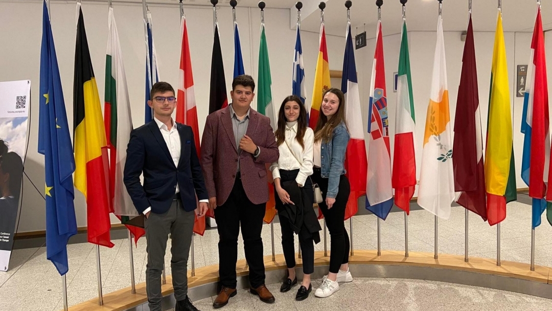 Представители на Младежкия парламент посетиха институции на ЕС в Брюксел
