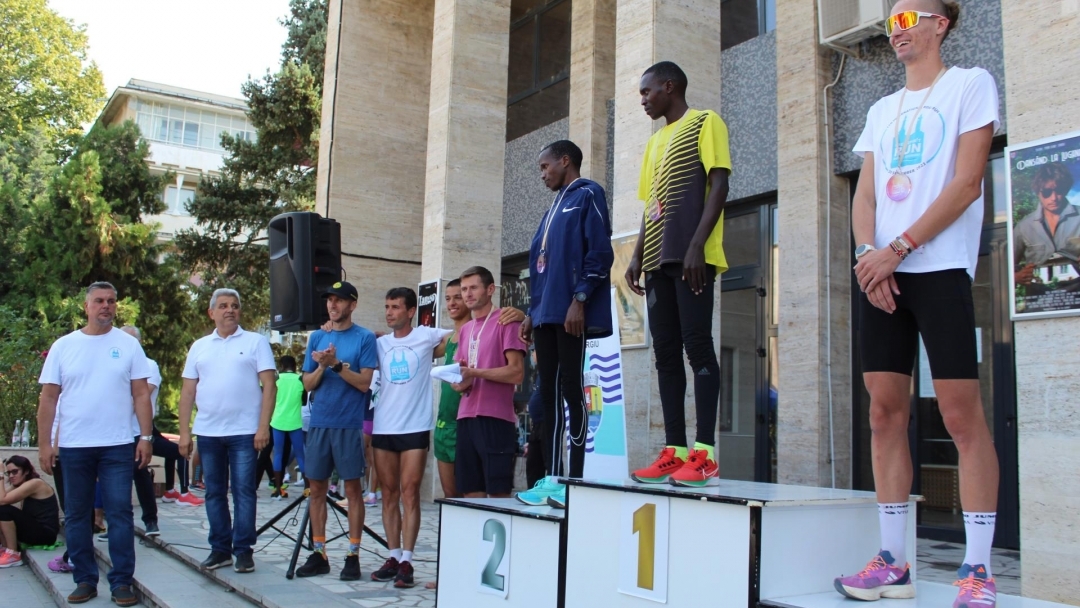 330 participants from 10 countries took part in the road race Ruse - Giurgiu