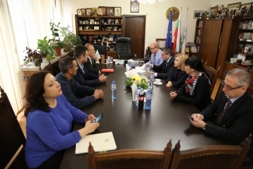 Министър Николай Нанков инспектира напредъка по ключови проекти в Русе и се срещна с кмета Пламен Стоилов и неговия екип