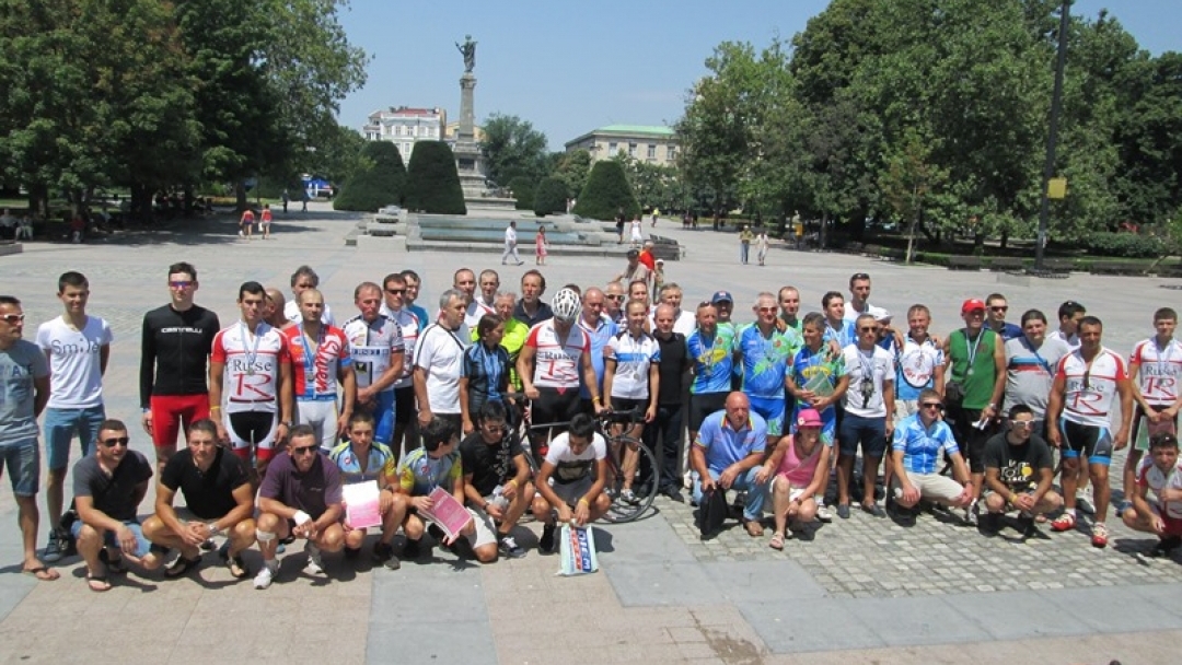 Кметът Пламен Стоилов награди победители в колоездачно състезание