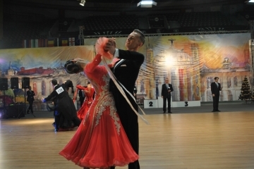 Кметът Пламен Стоилов откри Международния турнир по спортни танци в Булстрад Арена