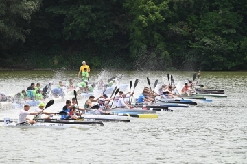 Шампионат по кану-каяк, първенство и фестивал на драконови лодки ще се проведат през юни на езерото в Лесопарк „Липник“