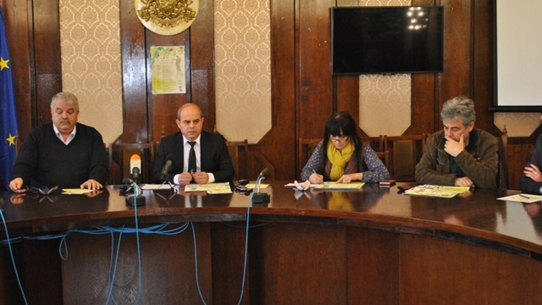 Рок група „Фондацията“ с концерт на площада в Русе за 6 май 