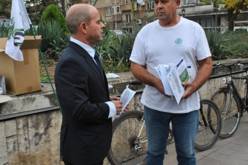 Монтираха нови светлини на неизправни велосипедисти