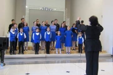 С емоционален концерт завърши творческият сезон на хористите от „Свети Георги Победоносец“