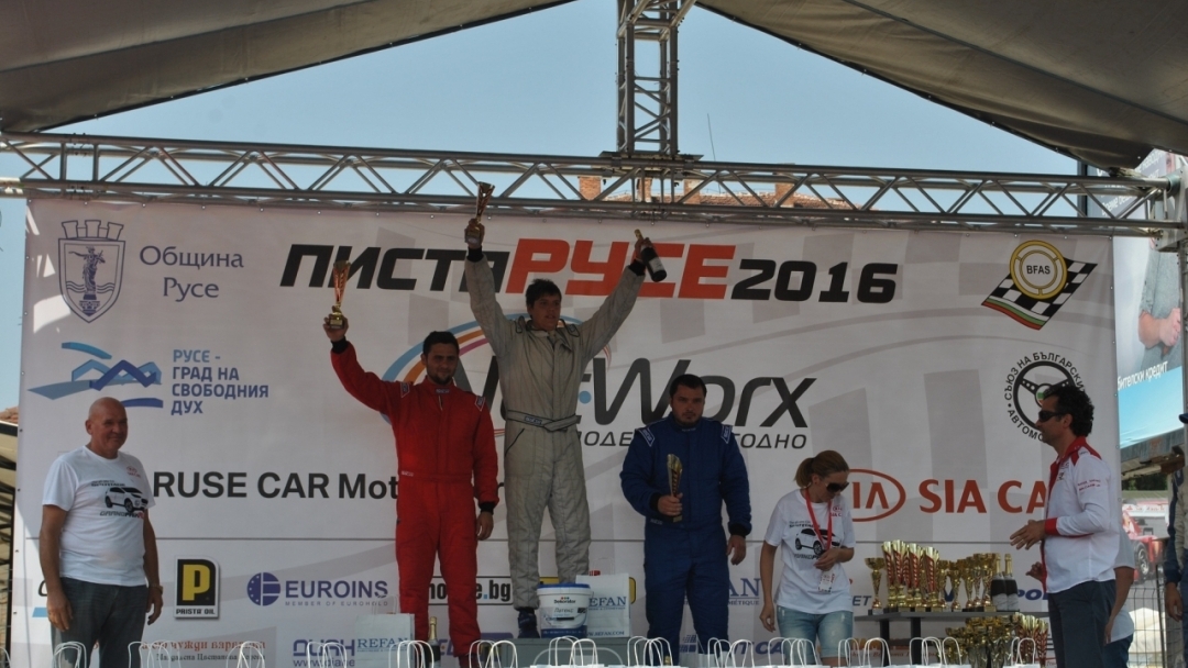 Кметът Пламен Стоилов откри 3-тия кръг от Републиканския шампионат „Затворен маршрут – Писта Русе 2016“