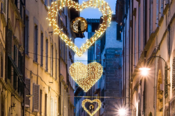 Коледно-новогодишната атмосфера завладява Русе с фестивал, концерти и празнична украса