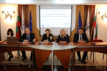 Заместник-кметът Иван Григоров участва в дискусия със заместник-министър Зорница Русинова