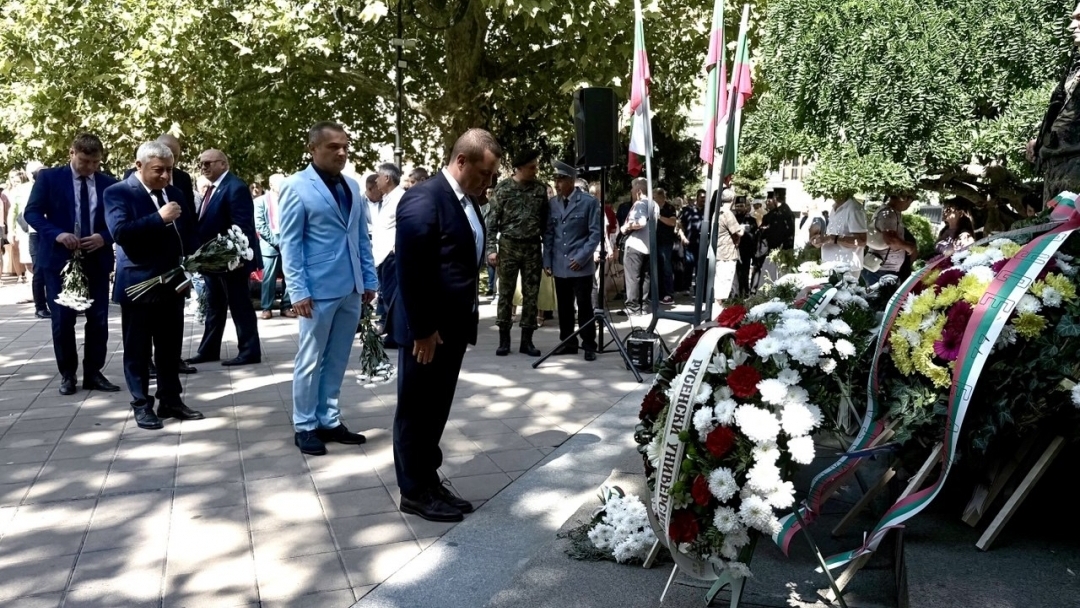 Русе отбеляза 141 години от Съединението на България