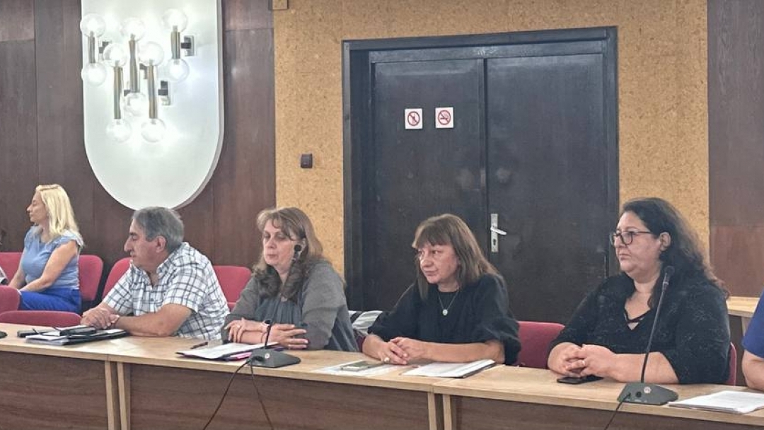 В сградата на Община Русе бе подписано споразумение за по-активен и приобщаващ пазар на труда