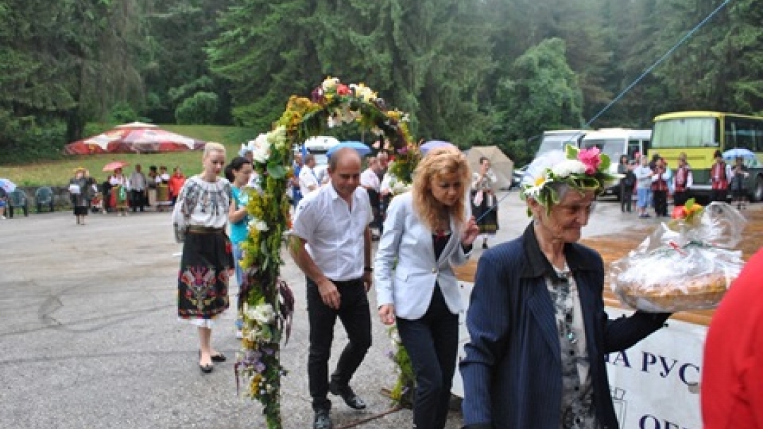 Кметът откри 18-я фестивал на възрастните хора от Североизточна България