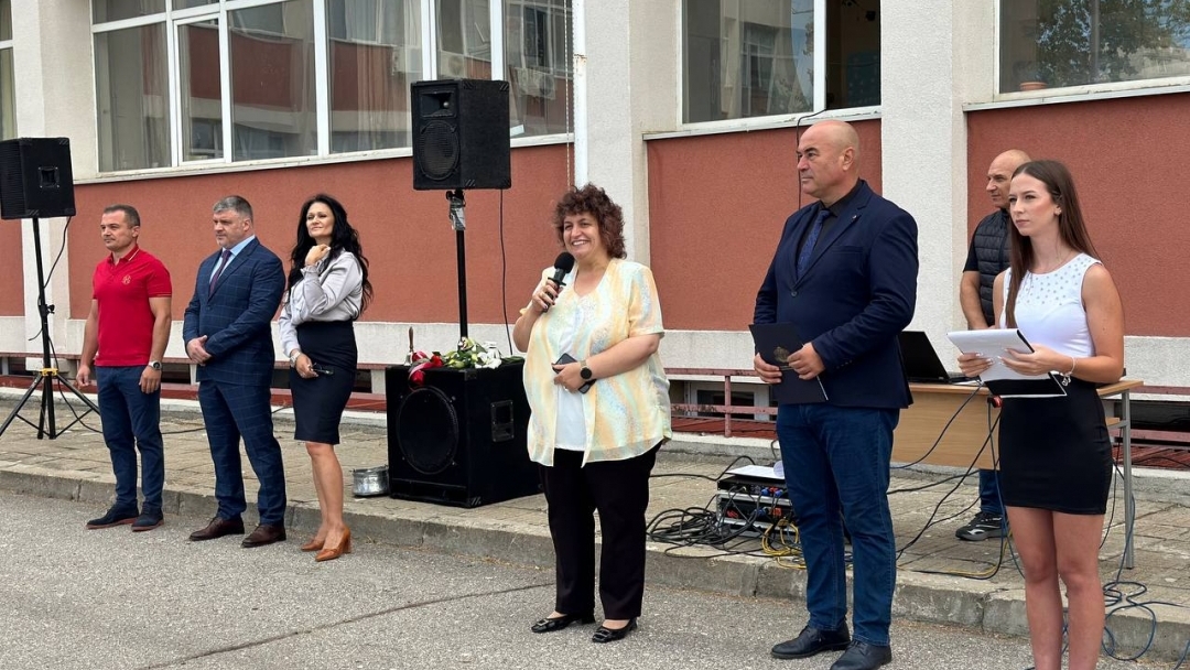 71 нови ученици прекрачиха прага на Спортното училище в Русе 