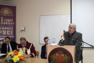 Зам.-кметът Иван Григоров поздрави абсолвентите на ВУАРР - Филиал Русе