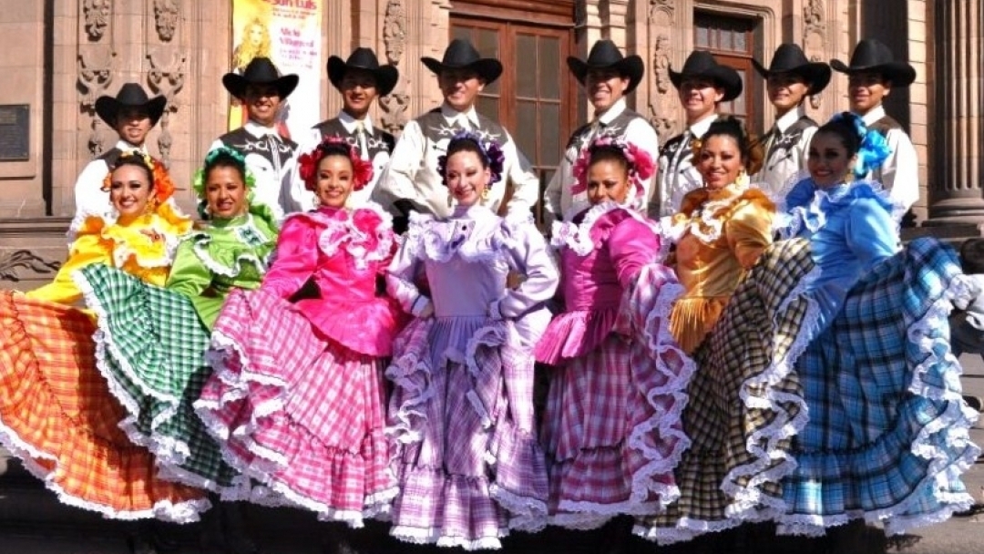 Мексикански фолклорен балет гостува в Русе