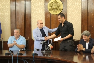 Кметът Пламен Стоилов връчи отборна премия на ФК "Дунав" Русе