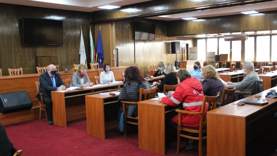 Община Русе обсъди с институциите механизъм за оказване на помощ на бездомните хора