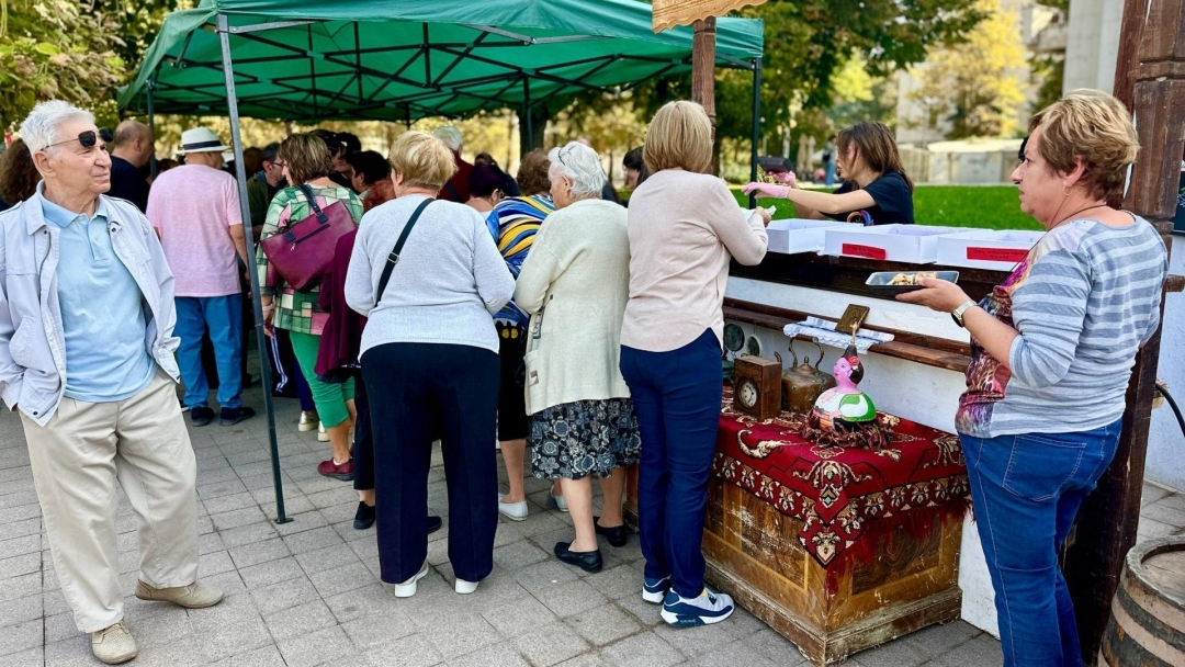 Русенци превърнаха съпричастността в споделена трапеза