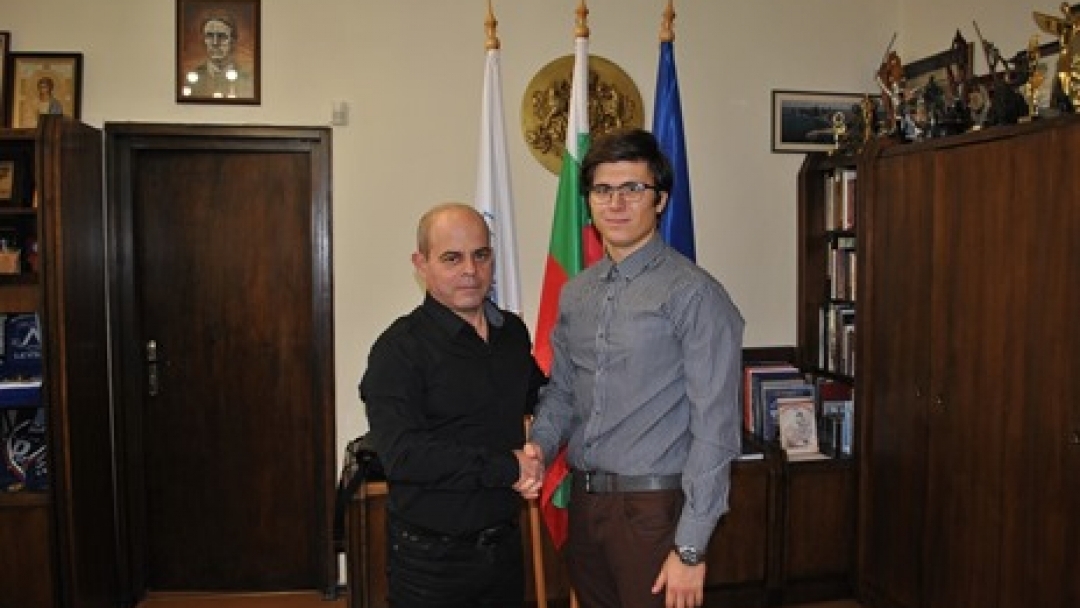 Кметът Пламен Стоилов се срещна със Слави Дяковски – студент на годината 2015