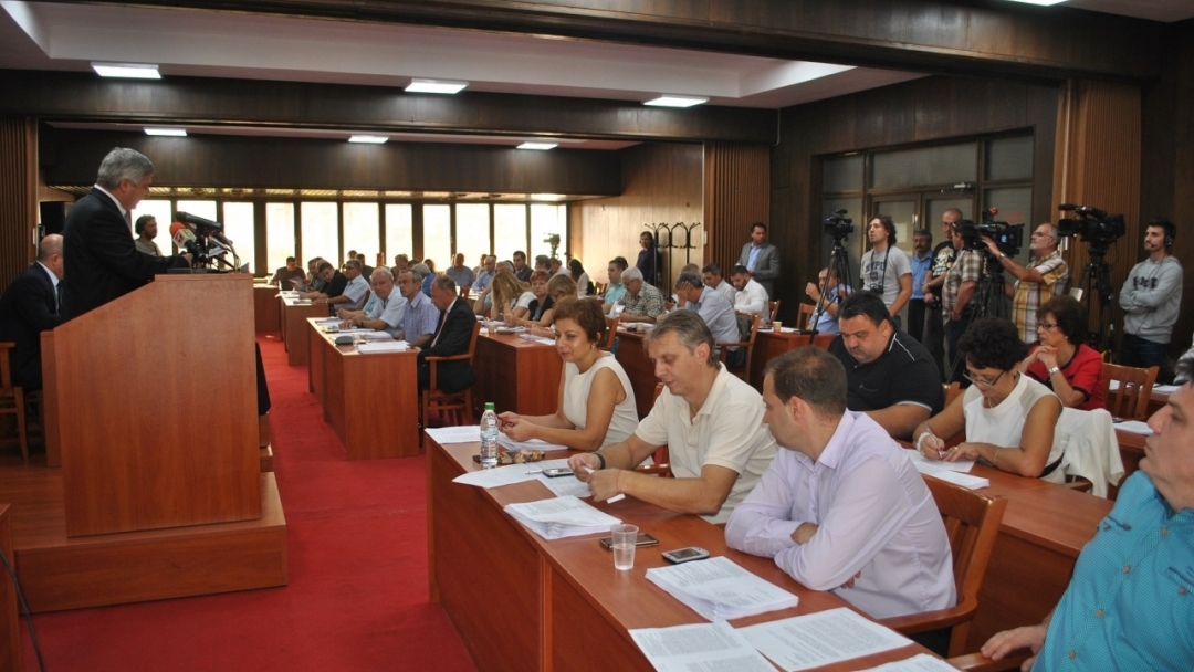 Общинските съветници с декларация за атмосферния въздух в Русе 