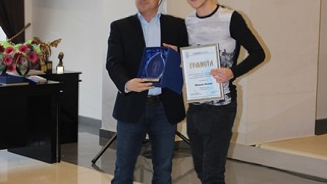 Кметът Пламен Стоилов награди спортист на годината за 2015 година 