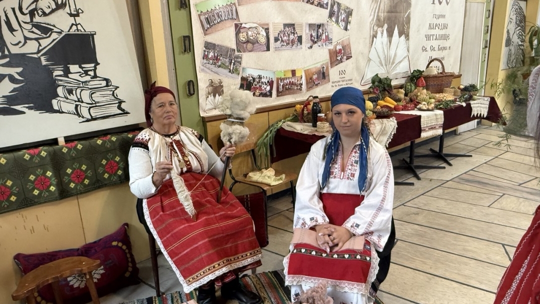 Фолклорен празник събра самодейци и жители в Средна кула