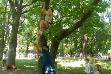 Забавен спортен празник - подарък за децата на Русе по случай 1 юни