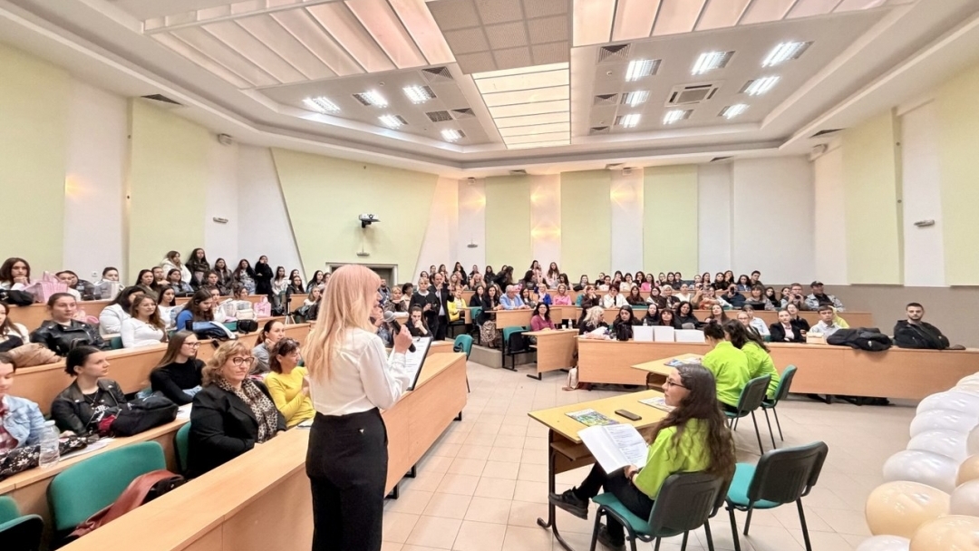 Заместник-кметът Енчо Енчев уважи традиционната „Вечер на специалностите“ на катедра „Педагогика“ в Русенския университет