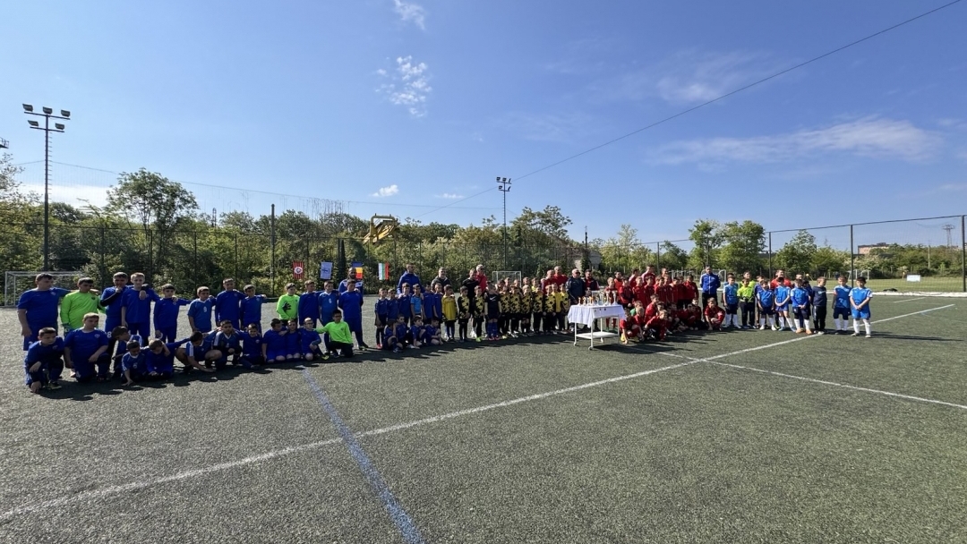 Деца от България и Румъния се състезаваха във футболния турнир “Локо Къп” 2024