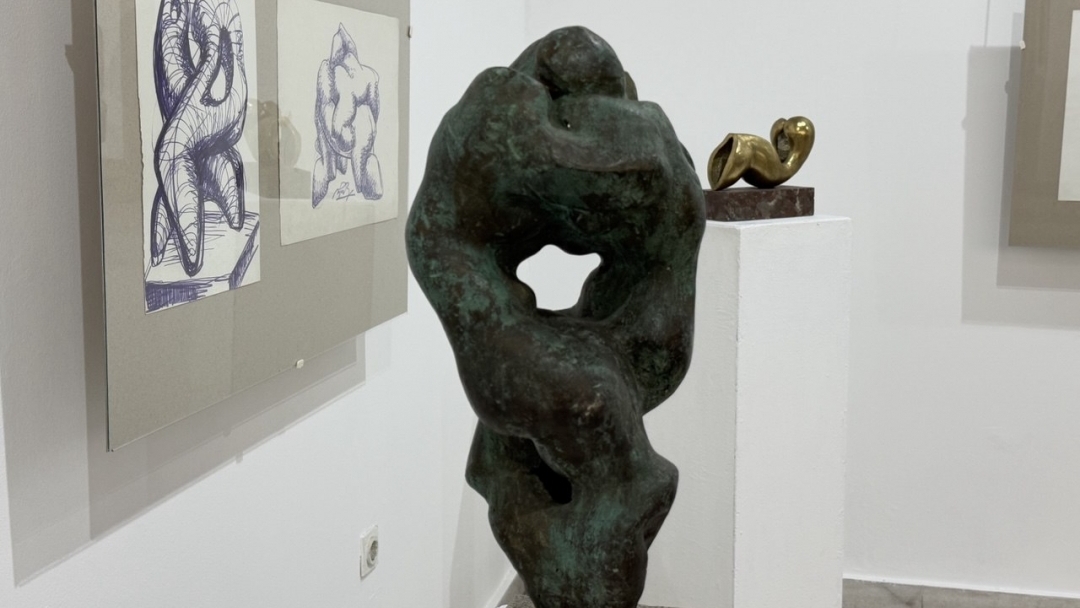 Доайенът на русенската скулптура Георги Радулов показа в рисунки своя "творчески дневник"