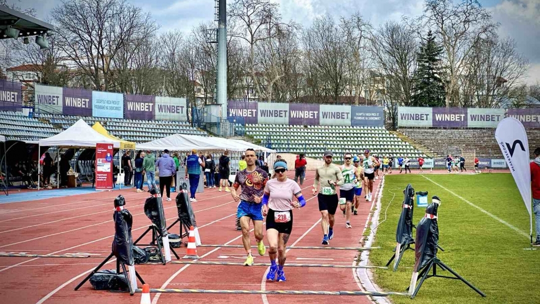 Пенчо Милков откри международния ултрамаратон „Дунав 24 ч. бягане“ в Русе