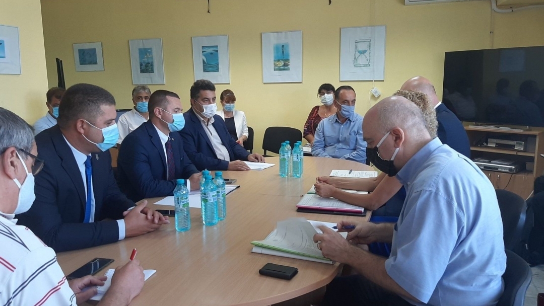 Пенчо Милков пред представители на МОСВ:  Русе иска сертифицирана мобилна станция за измерване на органичните замърсители 
