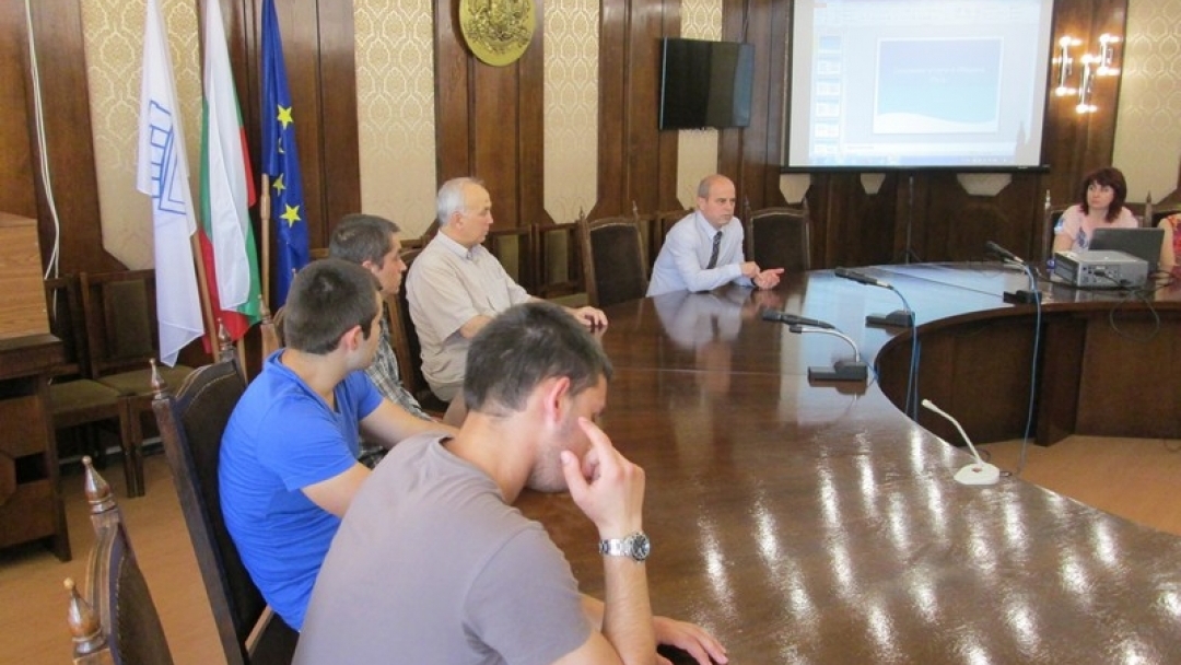 Бъдещи социални работници от Русенски университет се срещнаха днес с кмета Пламен Стоилов