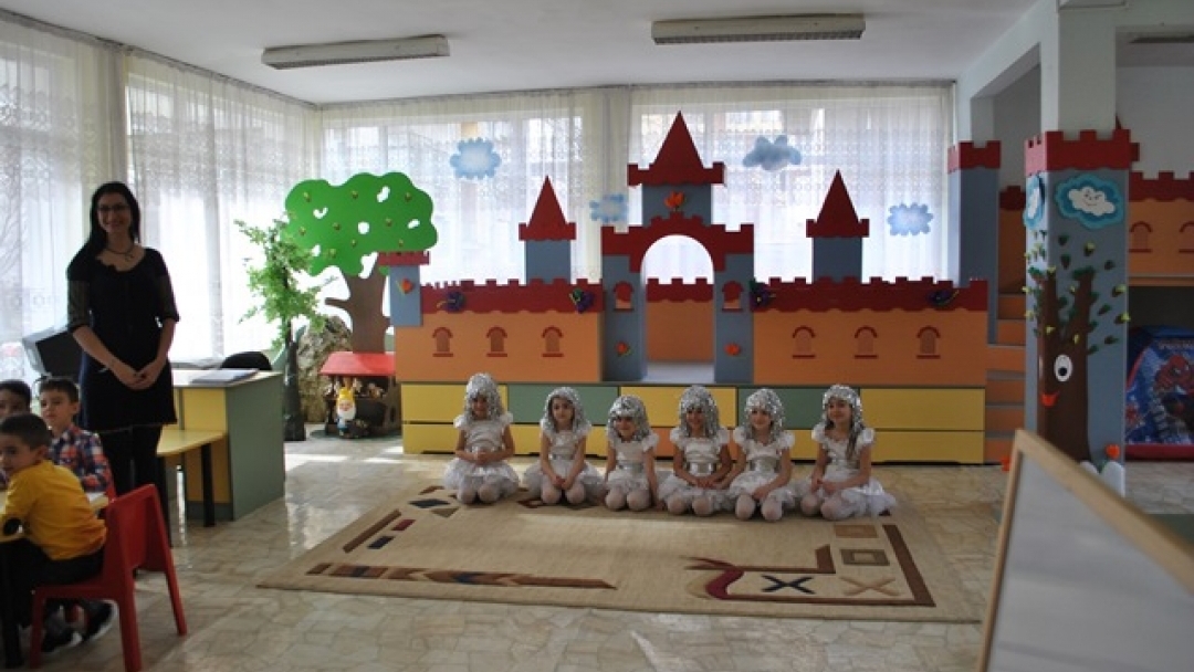 Кметът Пламен Стоилов откри обновената детска градина 'Чучулига'