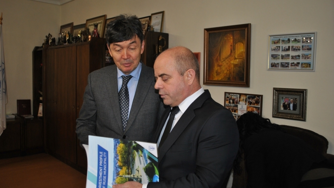 Кметът Пламен Стоилов се срещна с посланика на Казахстан в България Н. Пр. Темиртай Избастин