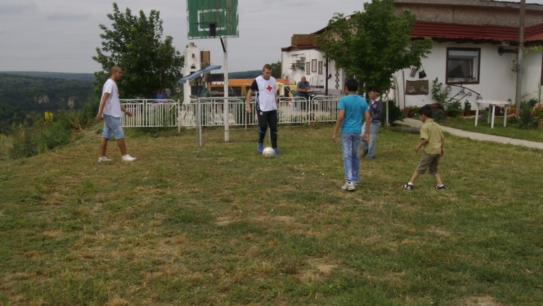 Двудневна почивка и обучение на 15 приемни семейства