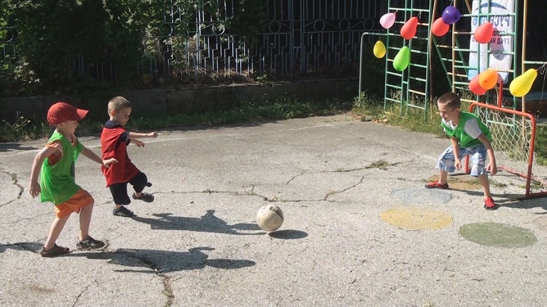 Футболна надпревара в ЦДГ „Незабравка“