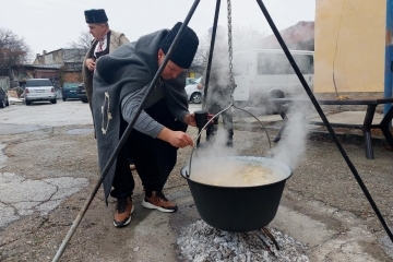 С молебен за здраве и рибен курбан читалище „Стефан Караджа“ отпразнува Никулден