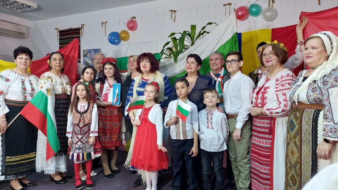 ВС „Слънчеви ноти“ прославиха делото на Васил Левски в Букурещ