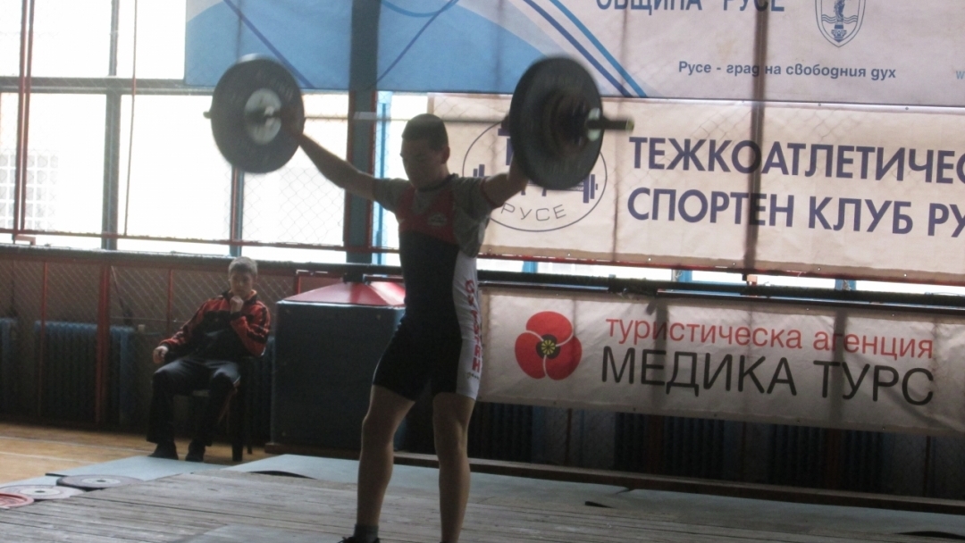 Кметът Пламен Стоилов даде старт на четвъртото издание на турнир по вдигане на тежести