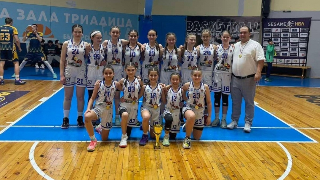 SCB "Dunav-Ruse-2016" won the championship for girls up to 12 years