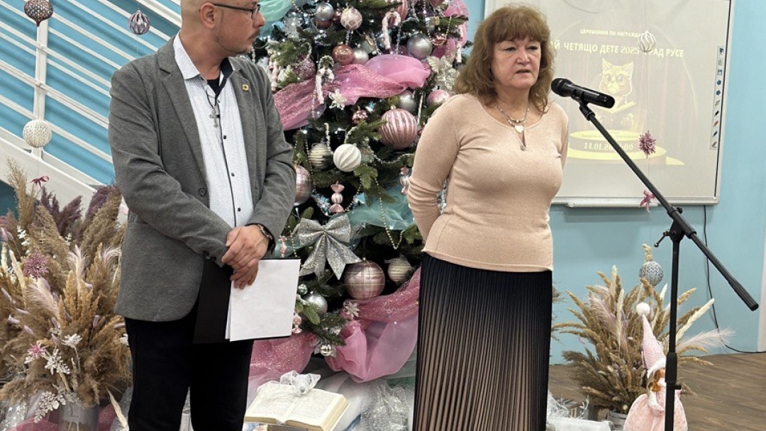 С над 200 прочетени книги 10-годишният Симеон Гюров стана най-четящото дете на Русе за 2025 г.