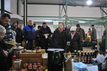 Първият ФЕРМЕРСКИ ПАЗАР официално открит в Русе