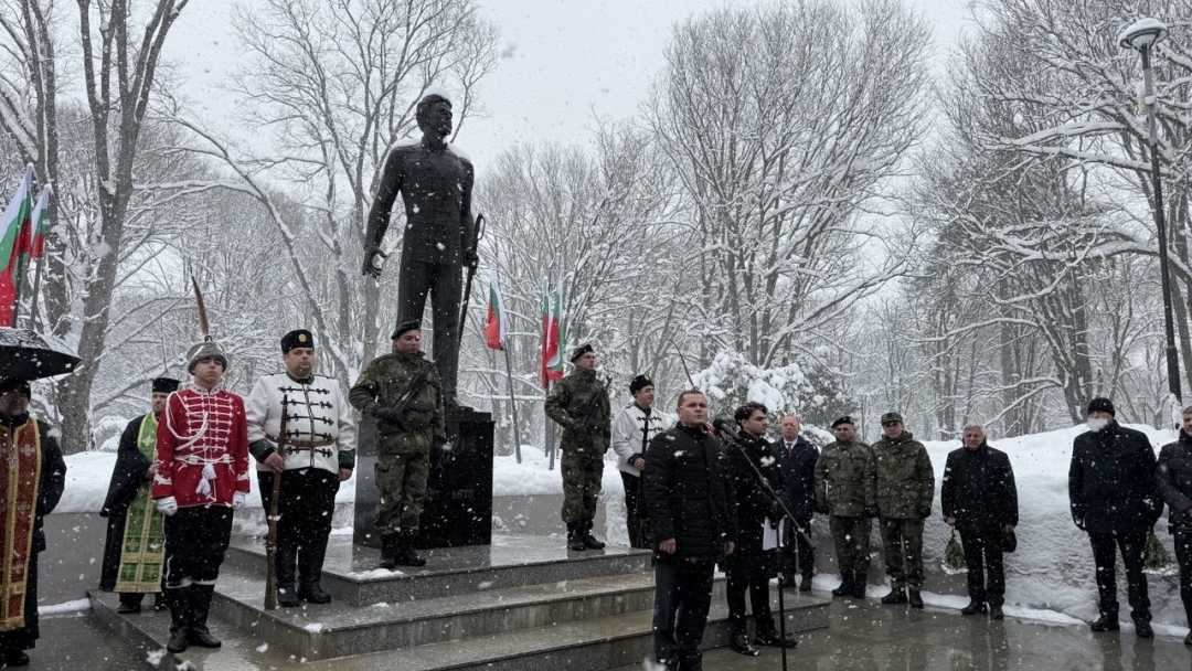 Ruse residents marked 152 years since the death of Vasil Levski today